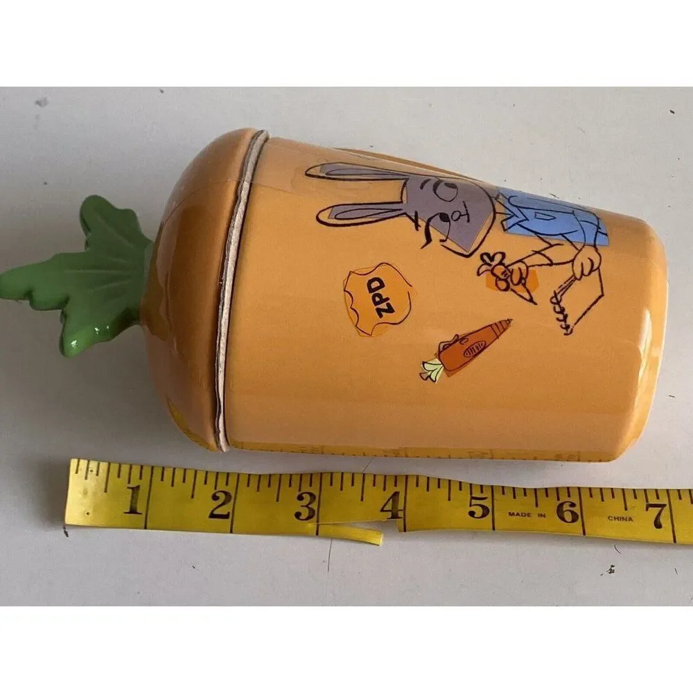 Disney Zootopia ZPD Judy Hopps Carrot Ceramic Mug with Lid Hop To It NEW‎